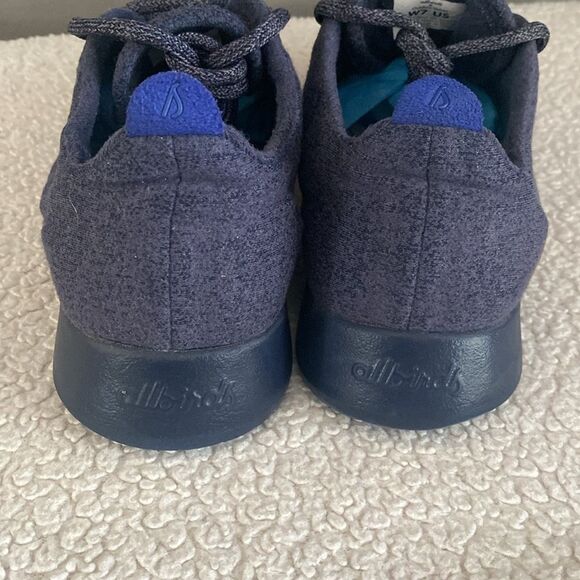 Allbirds wool runners Size 7 - Picture 4 of 8